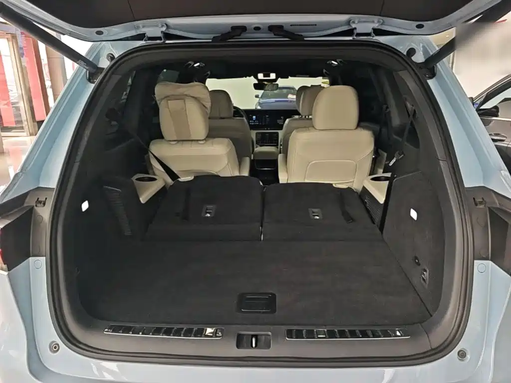 Li Auto Li ONE — миниатюра 19