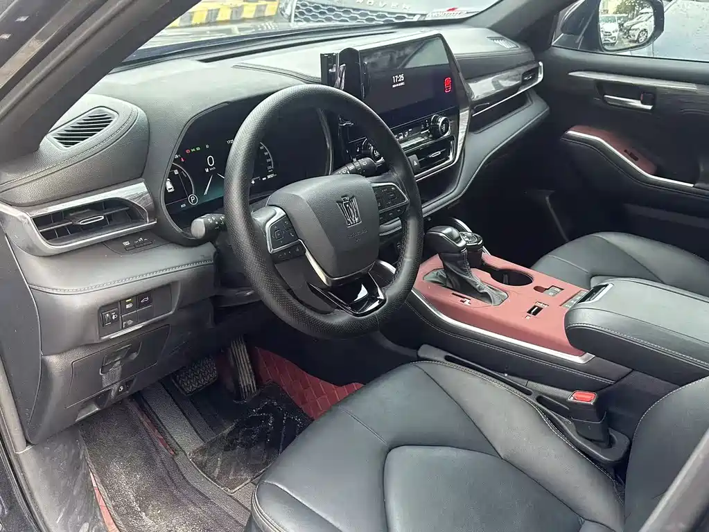 Toyota Crown Kluger — миниатюра 12