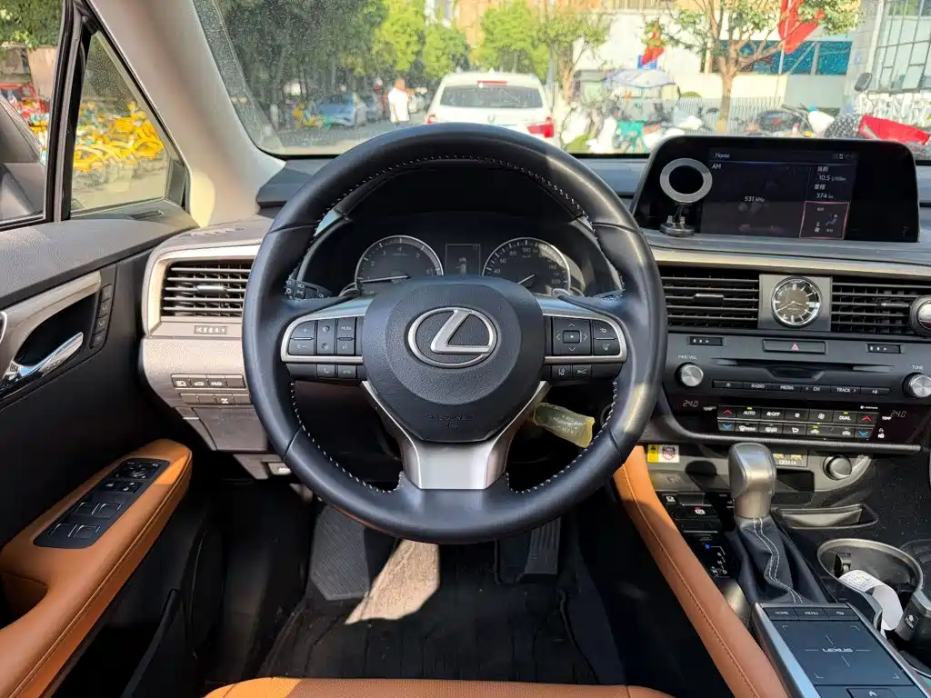 Lexus RX — миниатюра 14