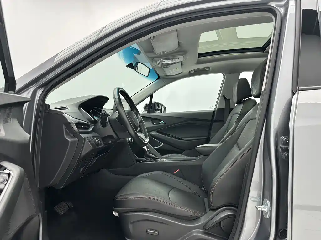 Chevrolet Volando — миниатюра 5