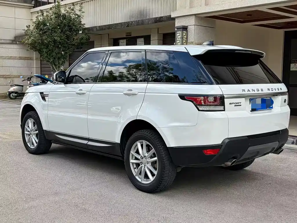 Land Rover Sport — миниатюра 4
