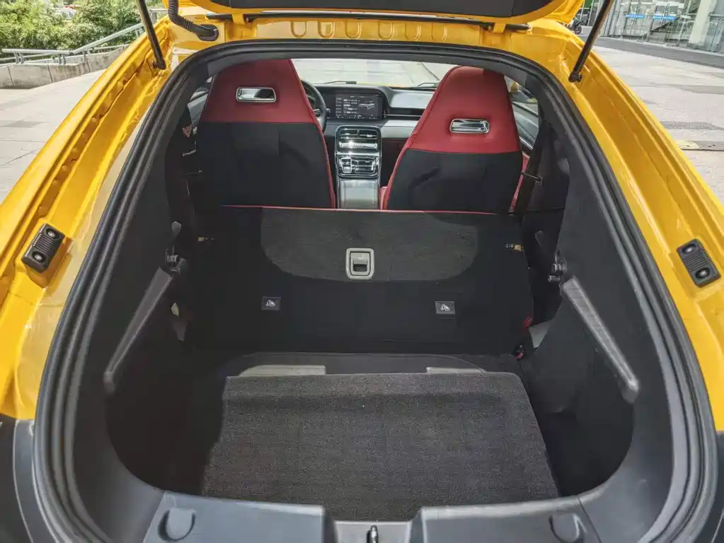 Leapmotor Leapmotor S01 — миниатюра 15