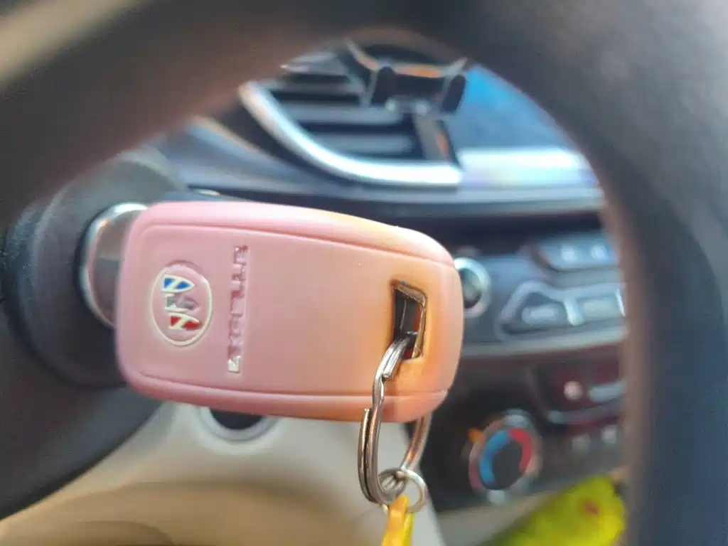 Buick Excelle — миниатюра 9