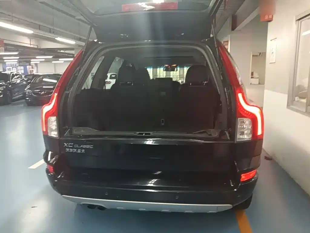Volvo XC Classic — миниатюра 19