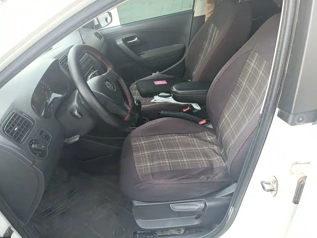Volkswagen Polo — миниатюра 11