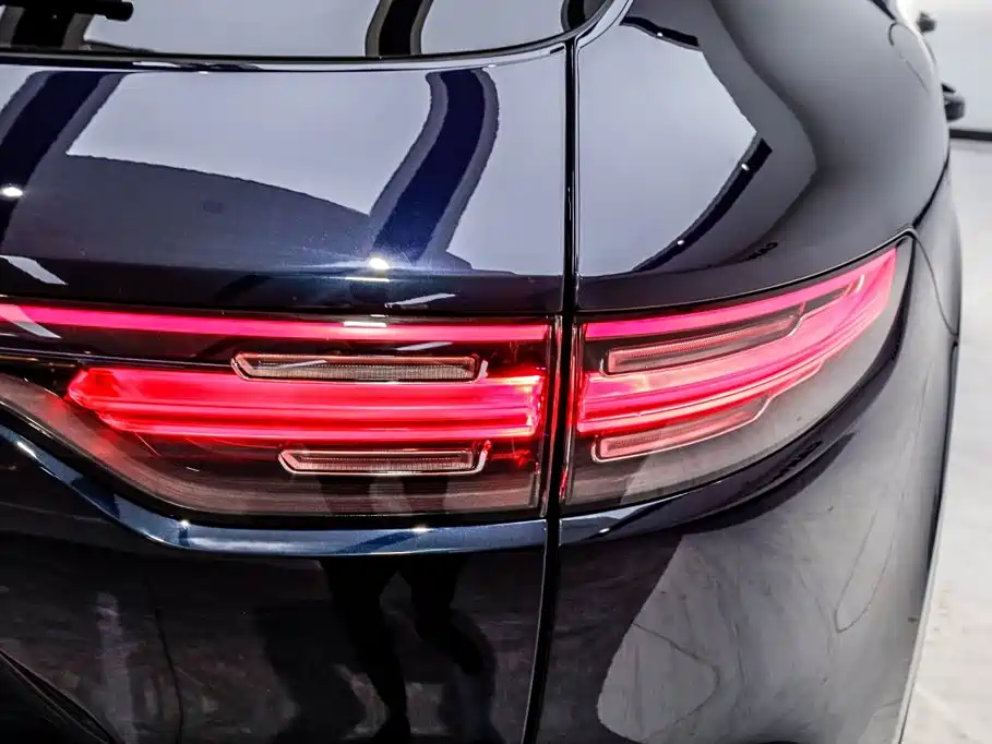 Porsche Cayenne Hybrid — миниатюра 27