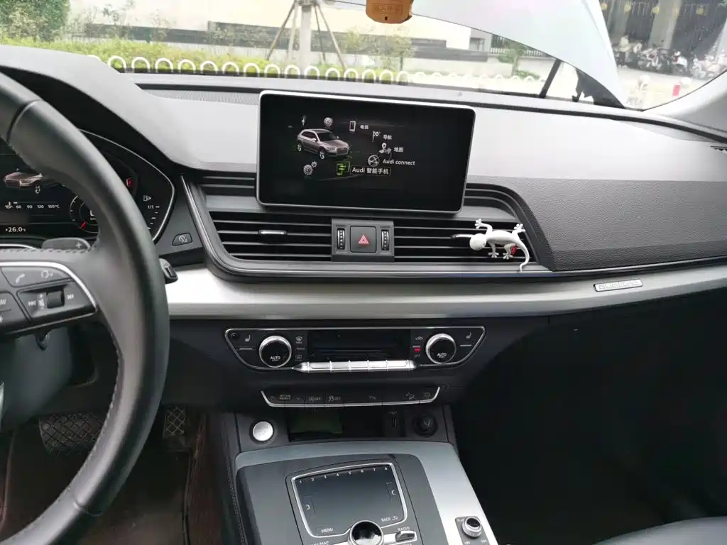 Audi Q5L — миниатюра 6