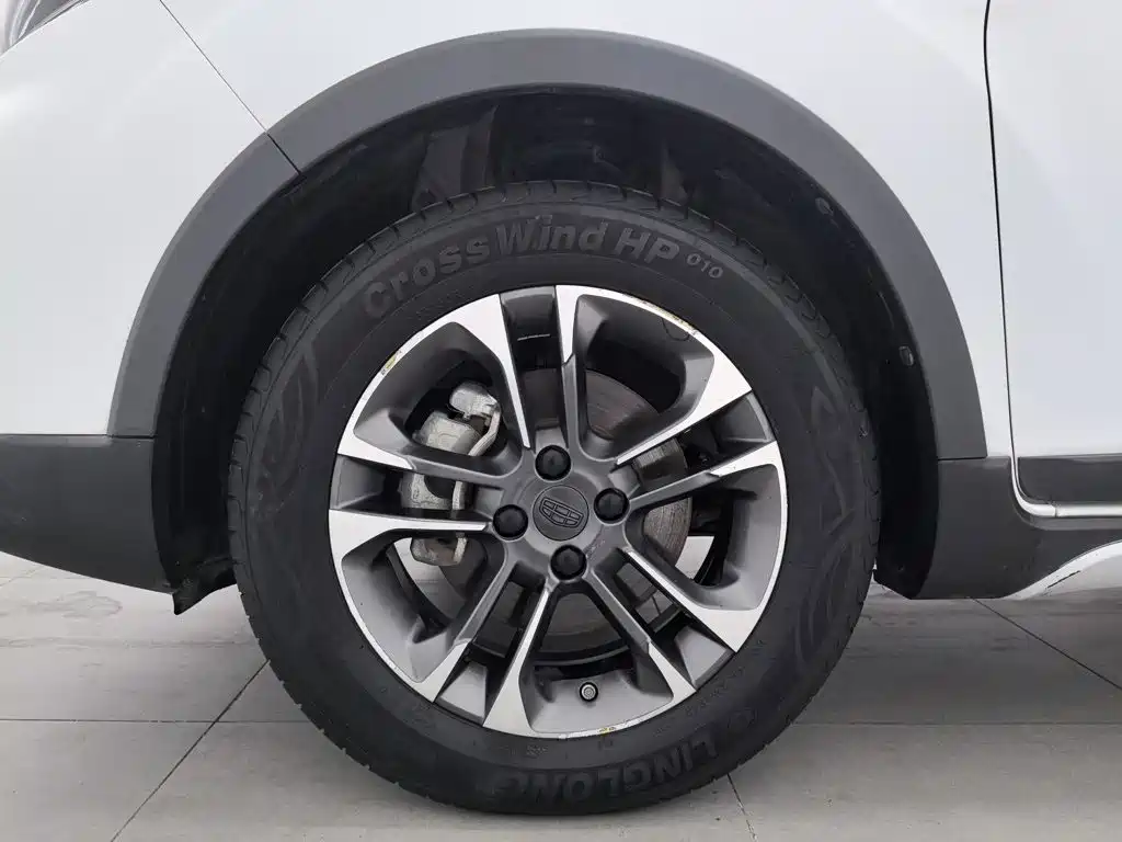 Geely Vision X3 — миниатюра 17