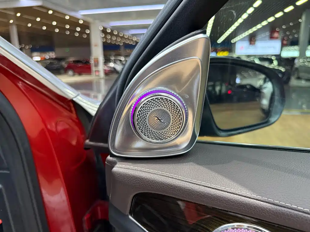 Mercedes-Benz GLC — миниатюра 33