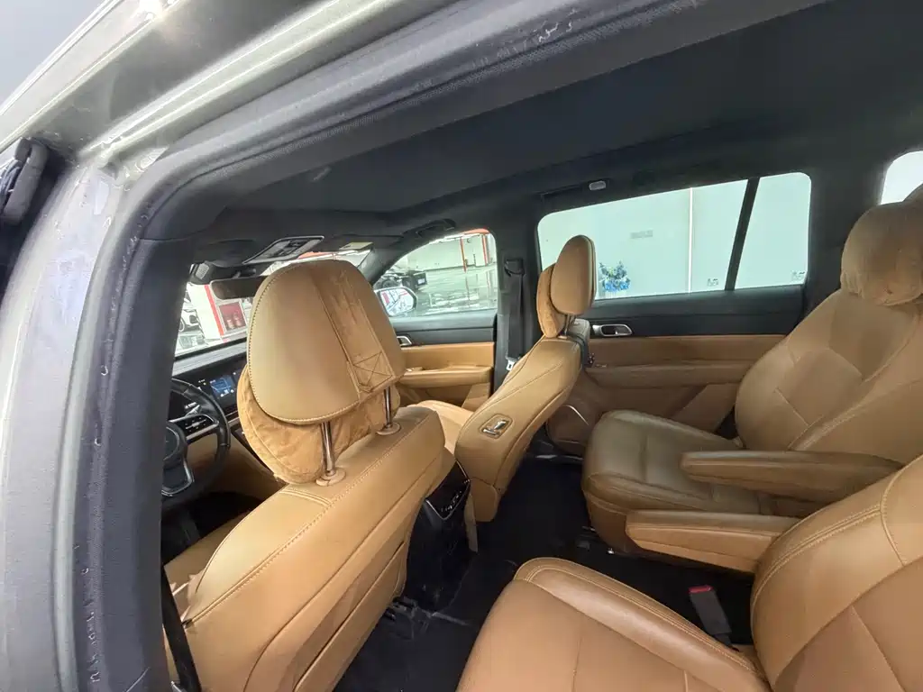 Li Auto Li ONE — миниатюра 11