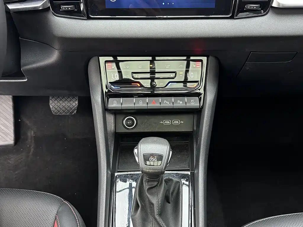 Skoda Karoq — миниатюра 15