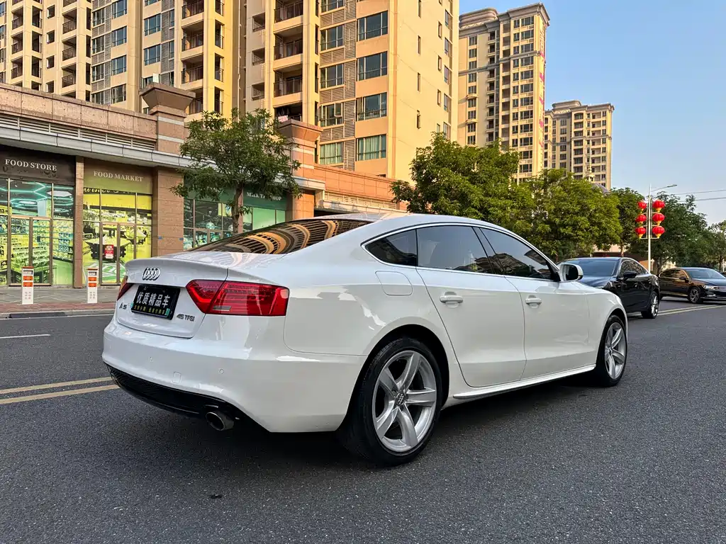 Audi A5 (Import) — миниатюра 9