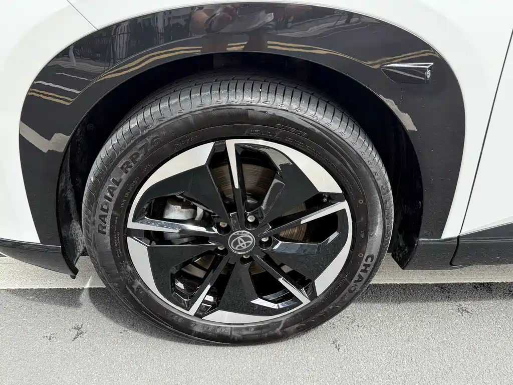 Toyota bZ3X — миниатюра 15