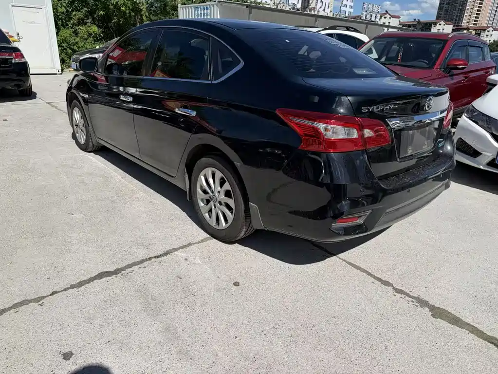Nissan Sylphy — миниатюра 5