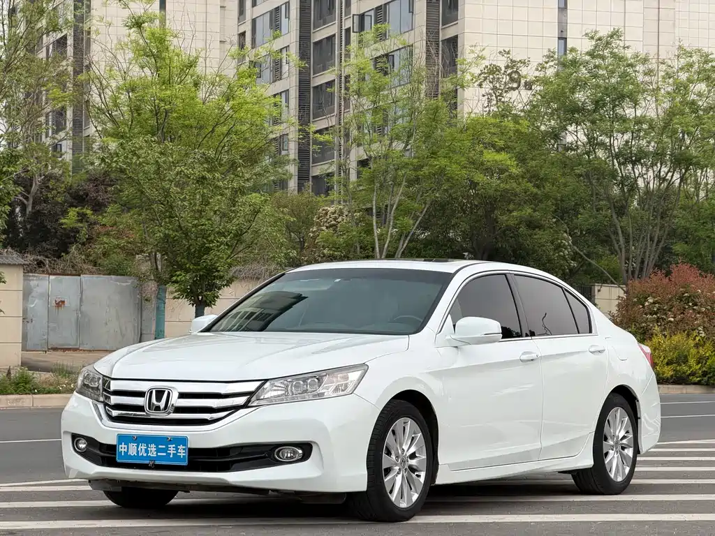 Купить Honda Accord