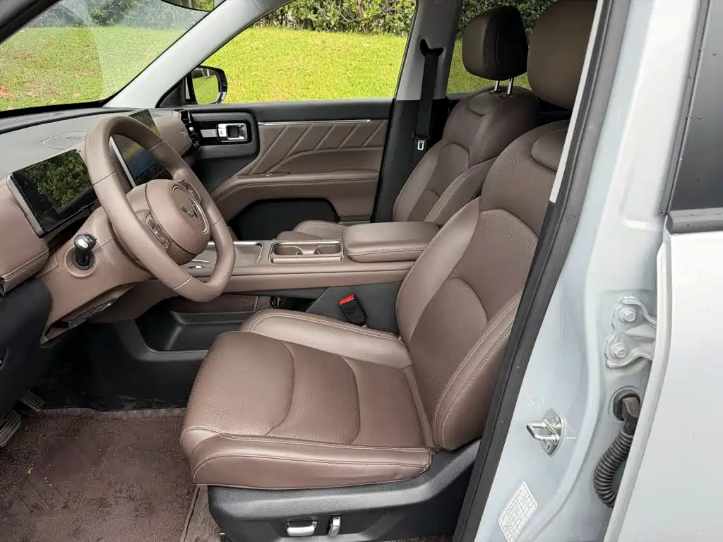 Wuling Xingguang 560 New Energy — миниатюра 8