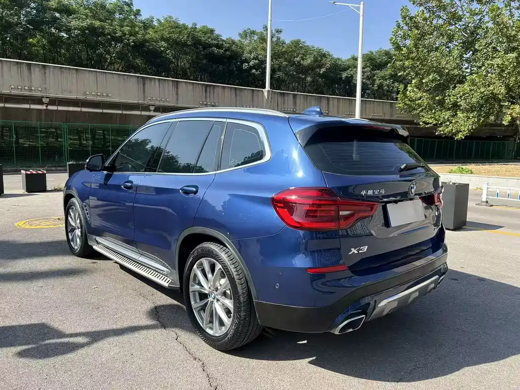BMW X3 — миниатюра 15