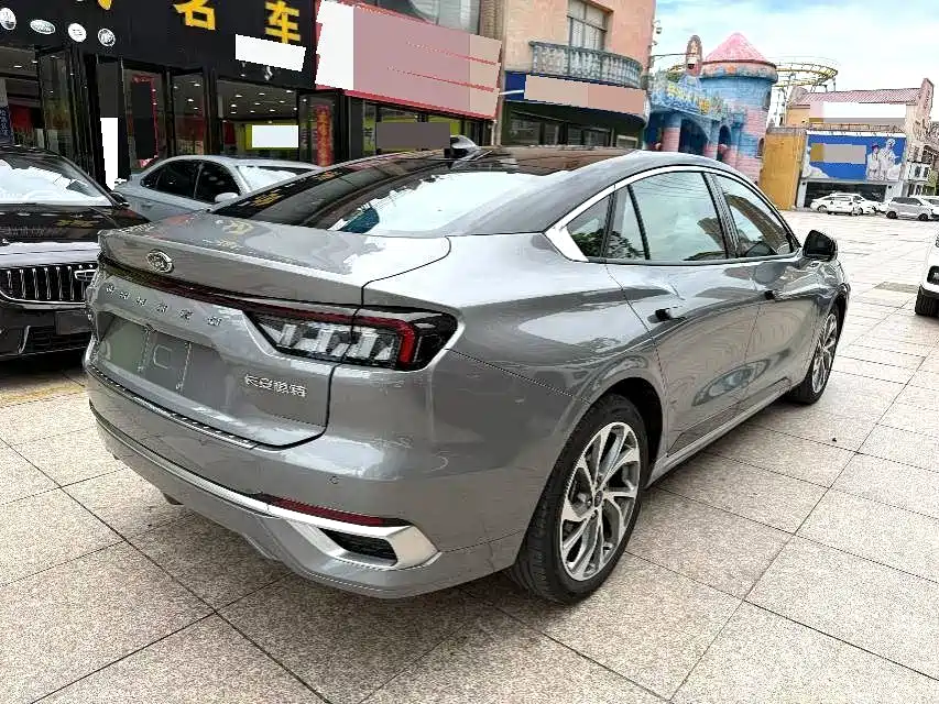 Ford Mondeo — миниатюра 2