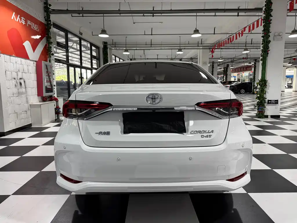 Toyota Corolla — миниатюра 8