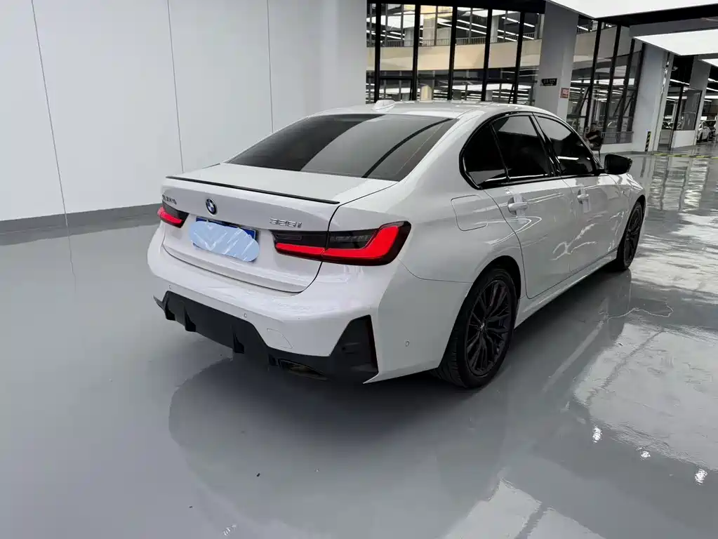 BMW 3 Series — миниатюра 13