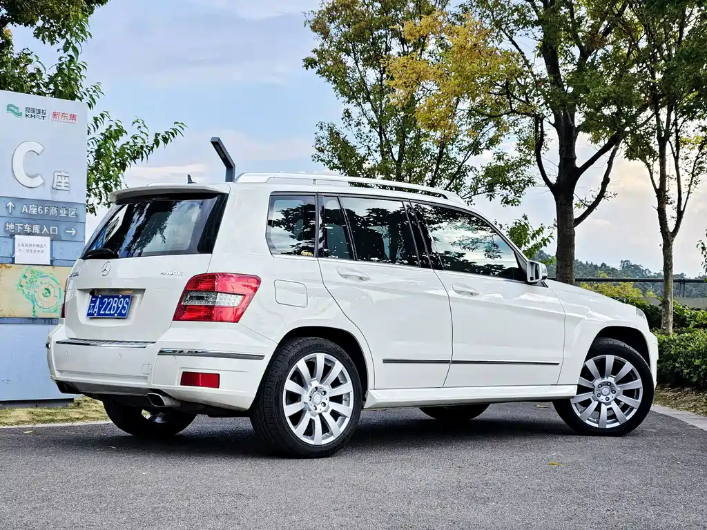 Mercedes-Benz GLK-Class (Import) — миниатюра 20
