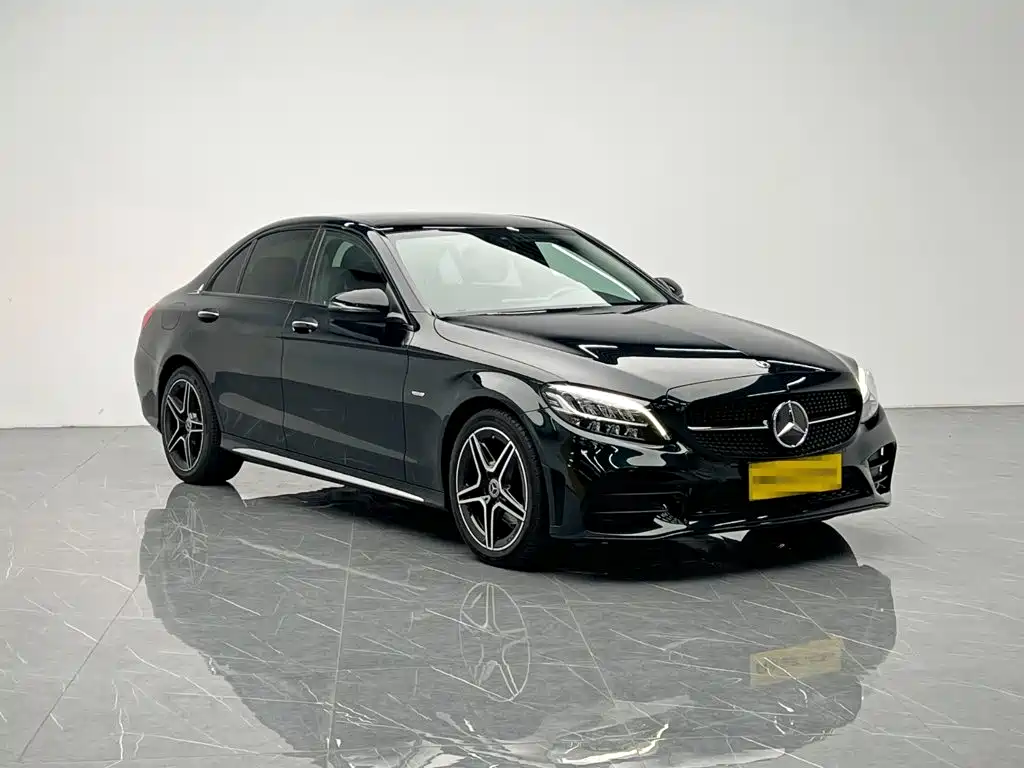 Mercedes-Benz C-Class — миниатюра 8