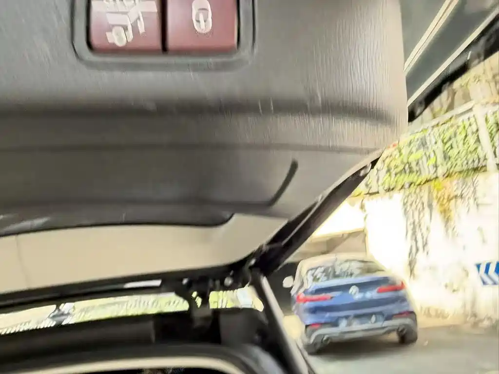Mercedes-Benz GL-Class — миниатюра 13