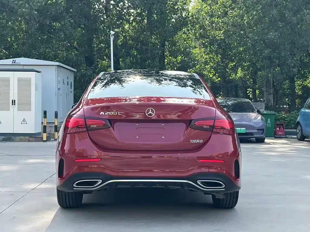 Mercedes-Benz A-Class — миниатюра 8