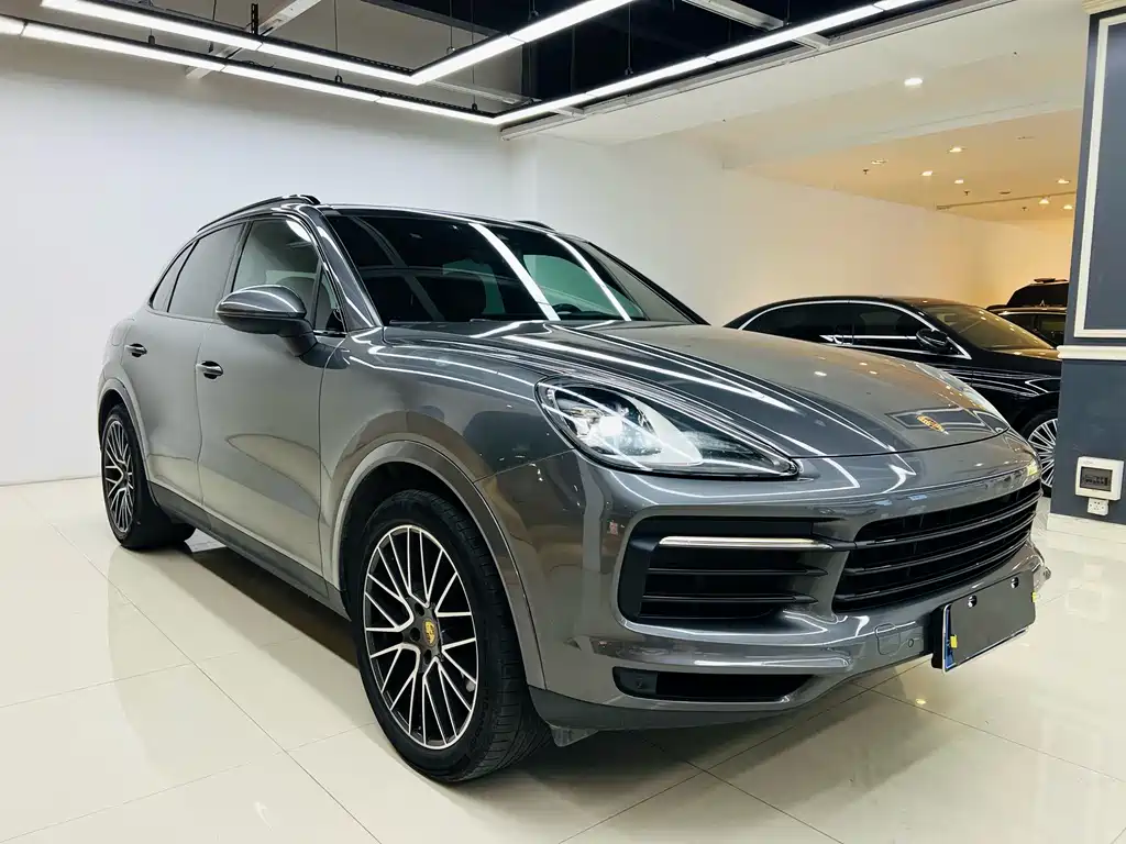 Porsche Cayenne — миниатюра 3