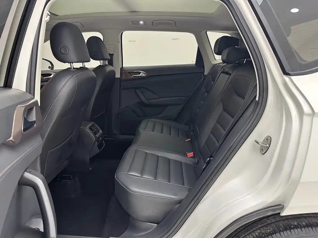 Volkswagen Tharu — миниатюра 14