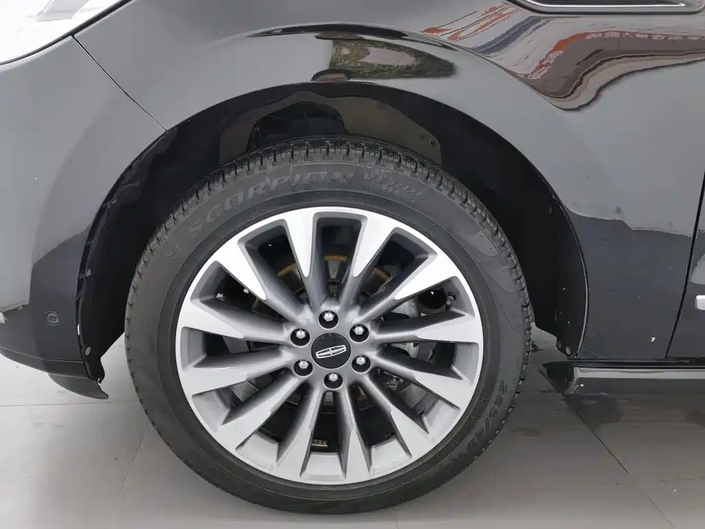 Lincoln Navigator — миниатюра 17