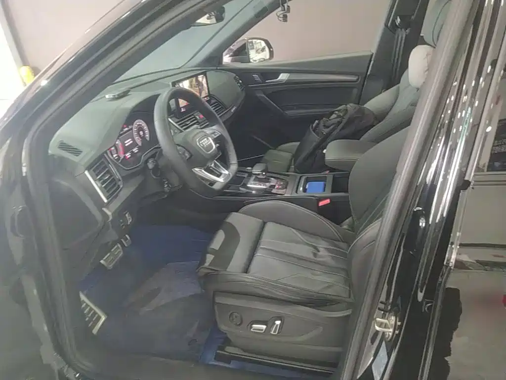 Audi Q5L — миниатюра 15