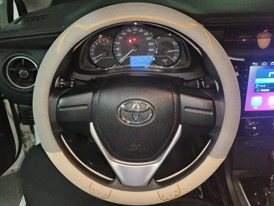 Toyota Corolla — миниатюра 15