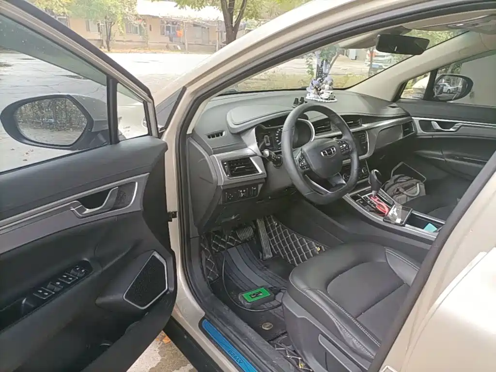 Geely Emgrand GS — миниатюра 16