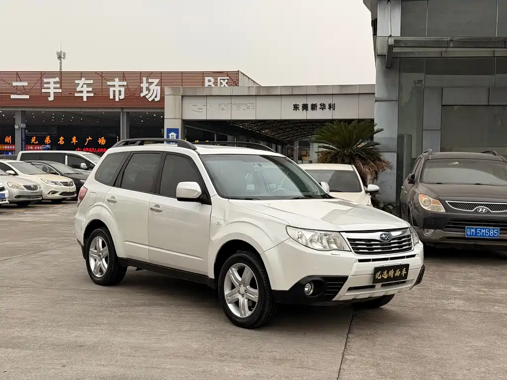 Subaru Forester 2010 2.5XS Luxury
