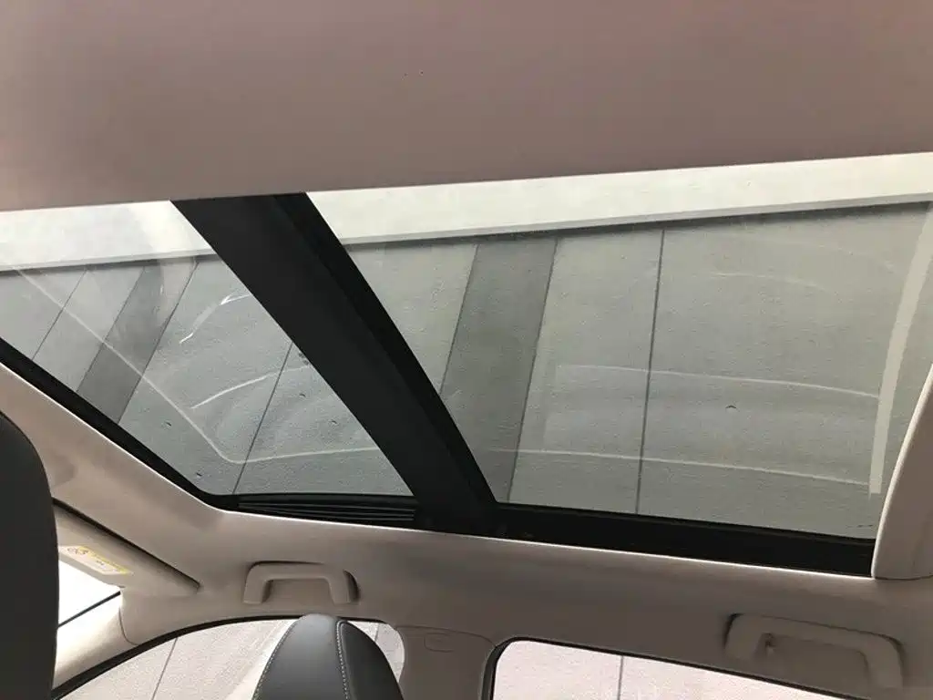 Exeed Zhaofeng — миниатюра 10