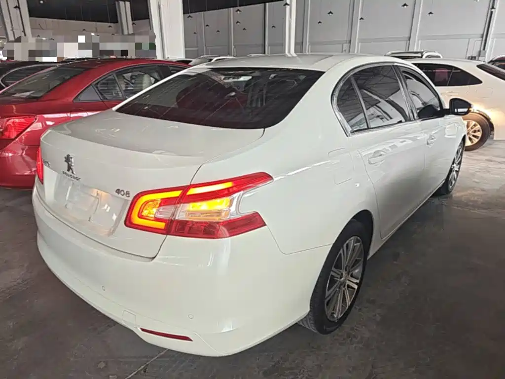 Peugeot 408 — миниатюра 7