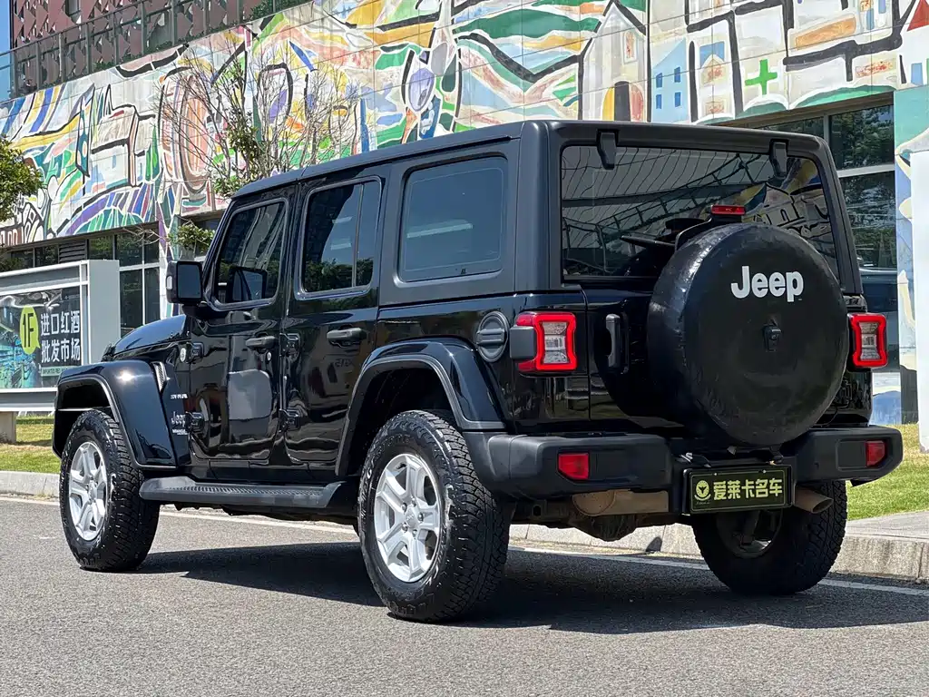 Jeep Wrangler — миниатюра 7