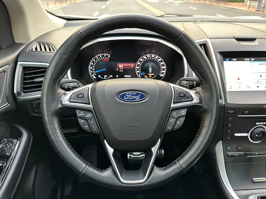 Ford Edge — миниатюра 18