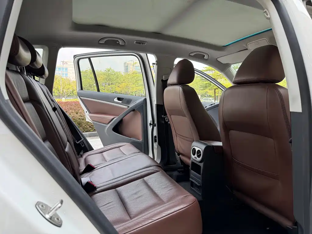 Volkswagen Tiguan — миниатюра 11