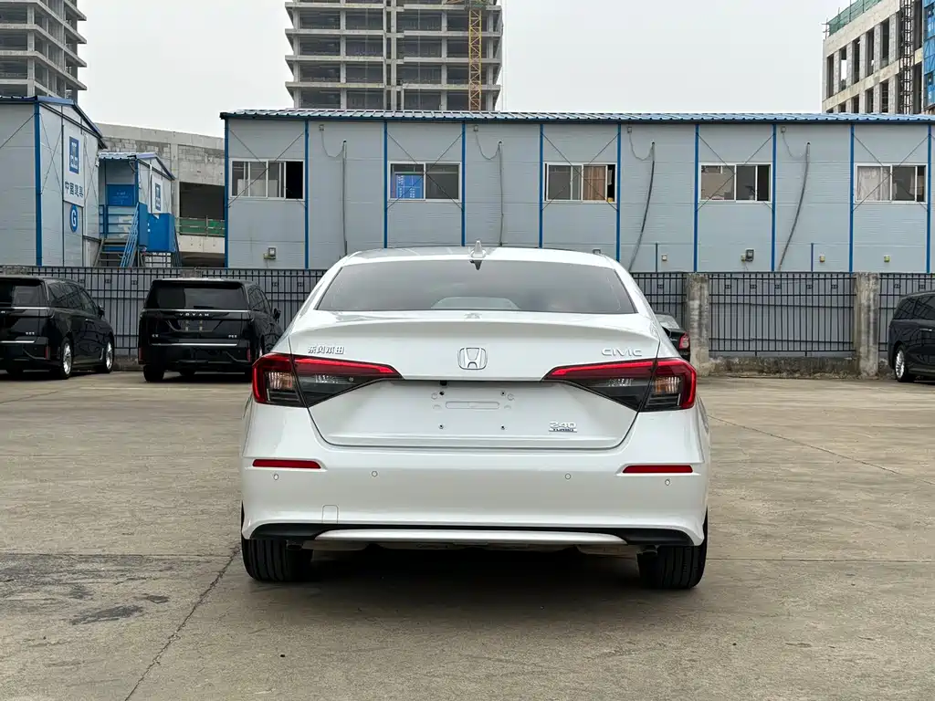 Honda Civic — миниатюра 4