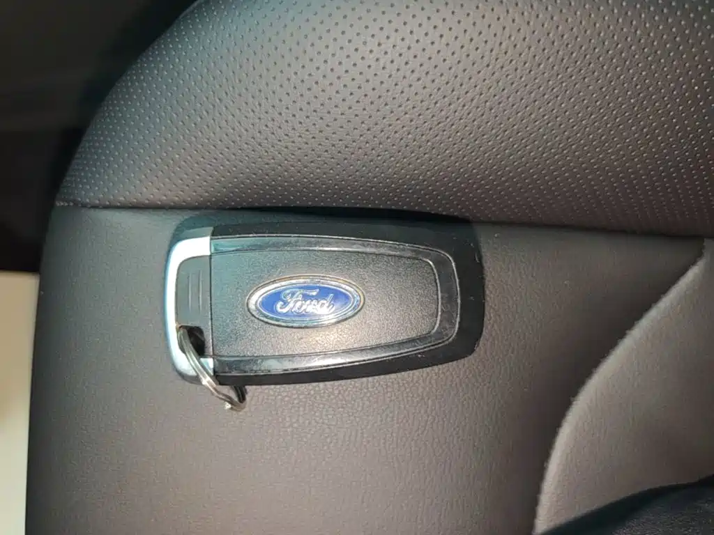 Ford Escort — миниатюра 9
