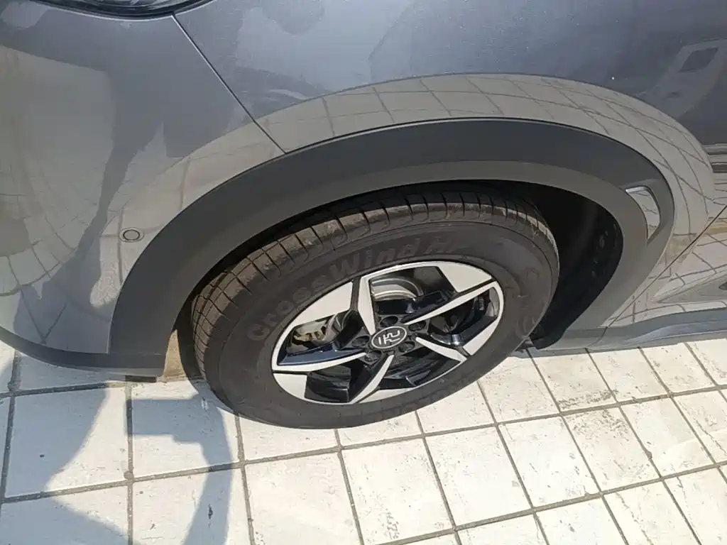BYD Yuan UP — миниатюра 23