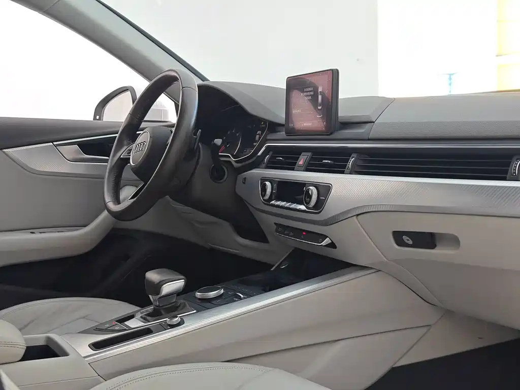 Audi A4L — миниатюра 21