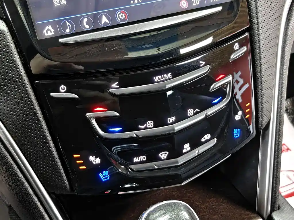 Cadillac XTS — миниатюра 12