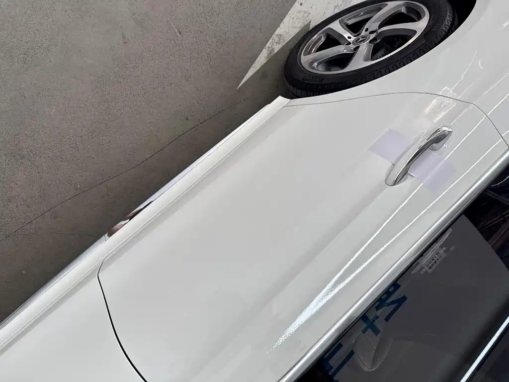 Mercedes-Benz E-Class — миниатюра 7