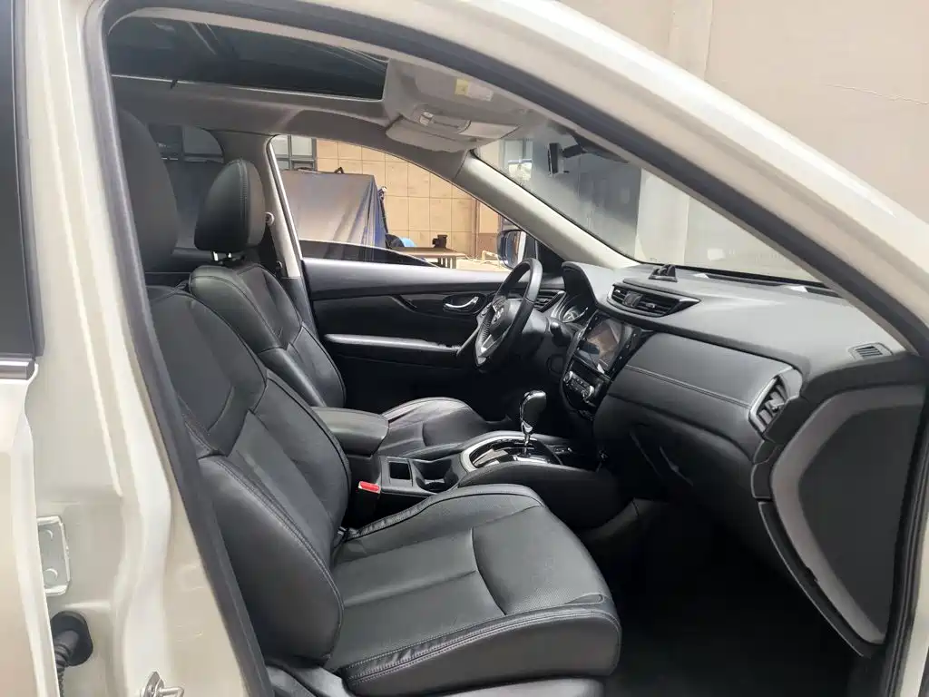 Nissan X-Trail — миниатюра 14