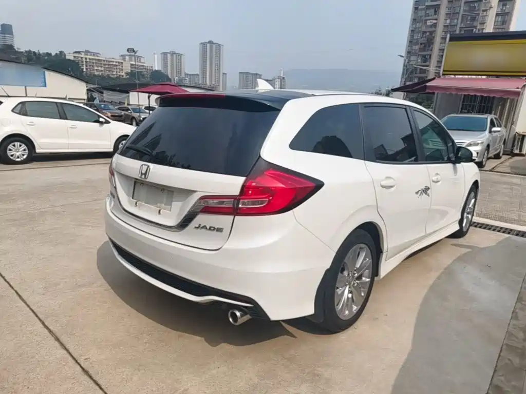 Honda Jade — миниатюра 7