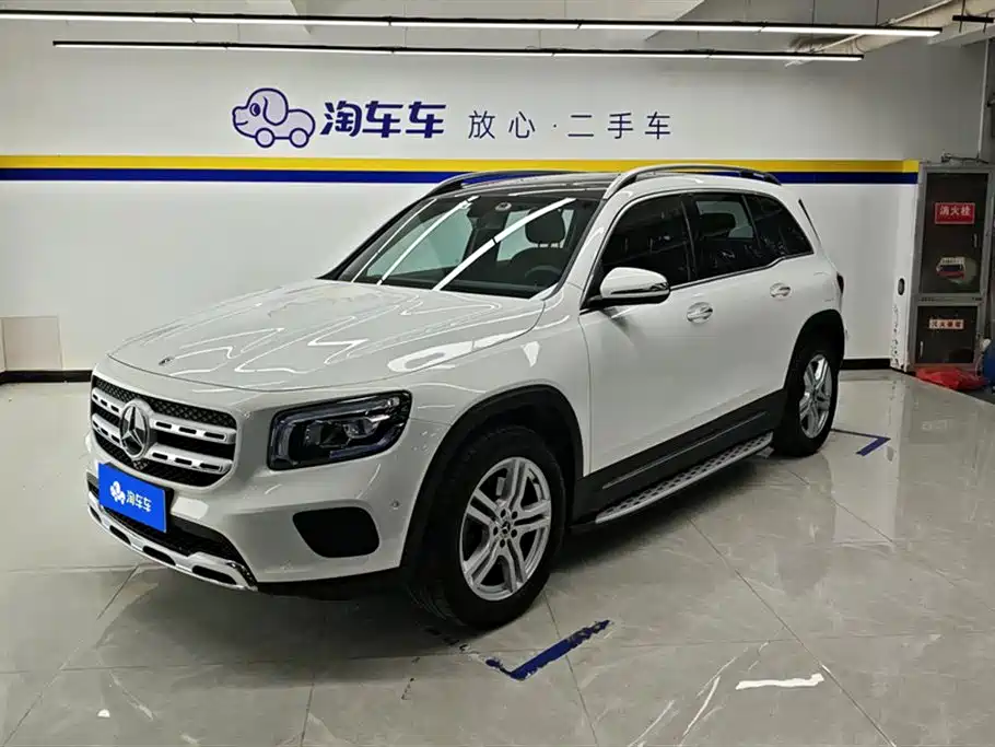 Mercedes-Benz GLB 2023
