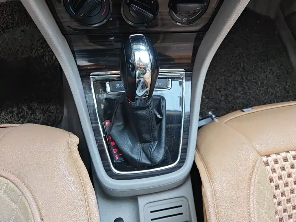 Volkswagen Gran Lavida — миниатюра 10